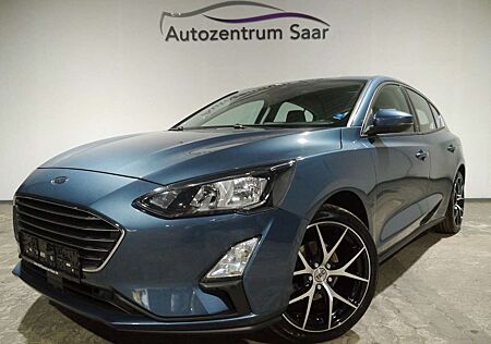 Ford Focus Titanium Navi SH Tempomat BT Kamera PDC