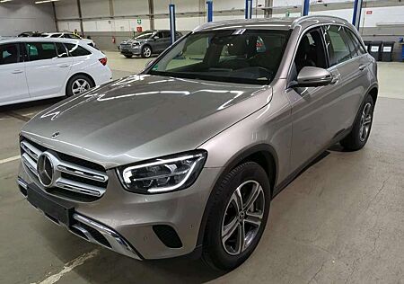 Mercedes-Benz GLC 400 d AMG STHZG*HUD*AHK*Burmest*Distro*Luftf