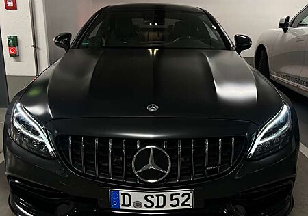 Mercedes-Benz C 63 AMG AMG C 63 S Coupe AMG Speedshift MCT 9G