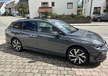 VW Golf Variant Volkswagen Golf VIII Variant 2.0 TSI OPF DSG R-Line