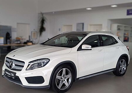 Mercedes-Benz GLA 180 AMG Line Aut. /Xenon/Pano/Kamera/SHZ