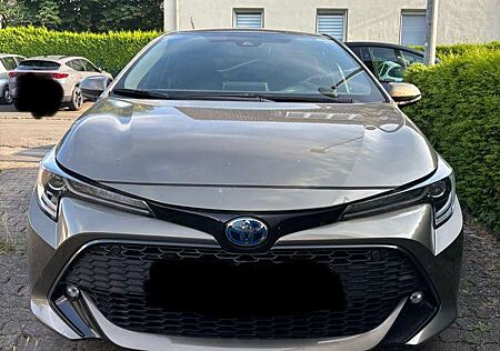 Toyota Corolla 2.0 Hybrid Team Deutschland TOP!