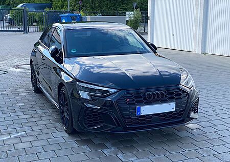Audi S3 TFSI Sportback quattro S tronic