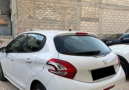 Peugeot 208 HDi 68 Access