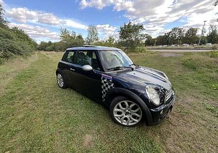 Mini ONE Aut. Seven