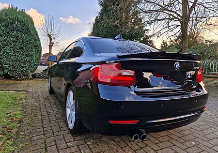 BMW 228i 228 Coupe Sport Line