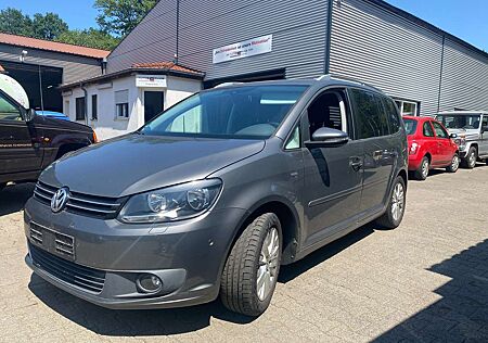 VW Touran Volkswagen 2.0 TDI Life Scheckheft 7-Sitzer AHK SHZ PDC 2.Hd