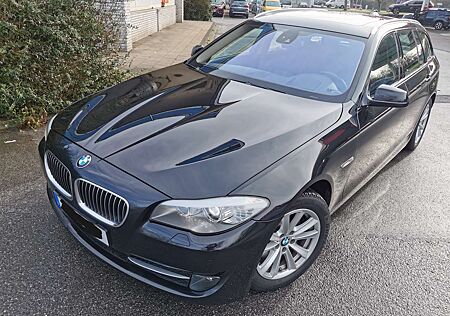 BMW 530d 530 xDrive Touring Aut.