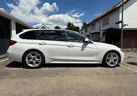 BMW 320d 320 Touring Aut. Sport Line