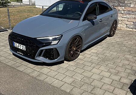 Audi RS3 TFSI Limousine quattro S tronic