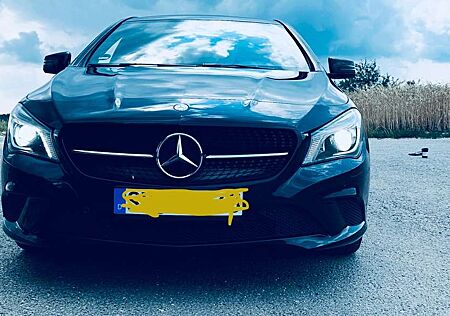 Mercedes-Benz CLA 180 Edition 1