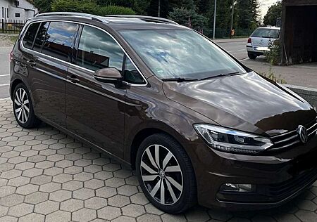 VW Touran Volkswagen 2.0 TDI SCR (BlueMotion Technology)Highline