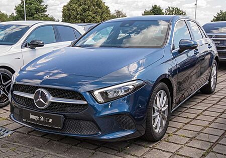 Mercedes-Benz A 180 d Kompaktlimousine progressive RüKam+LED