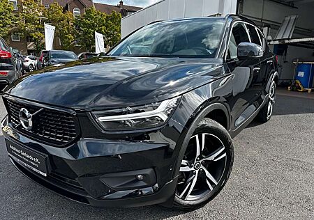 Volvo XC 40 XC40 B4 R-Design Pano, 360°, ACC, Voll LED, el.Si