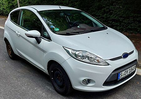 Ford Fiesta 3-Türer 1.25 Titanium