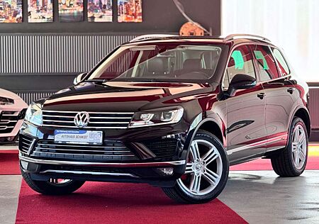 VW Touareg Volkswagen 3.0TDI Leder Navi BiXenon 20" Autom 4M
