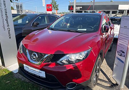 Nissan Qashqai 1.2 DIG-T N-Connecta SHZ PANO AHK