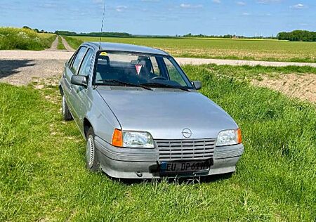 Opel Kadett e LS