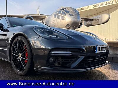 Porsche Panamera Turbo