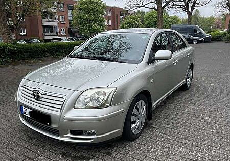 Toyota Avensis 1.8 VVT-i Executive