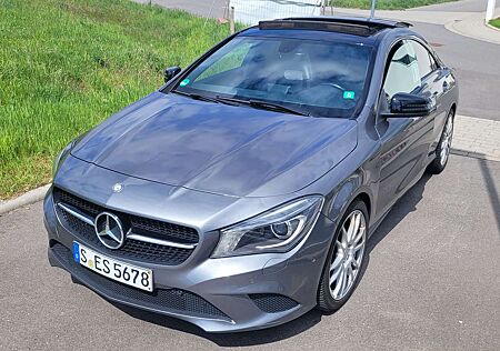 Mercedes-Benz CLA 200 7G-DCT Urban