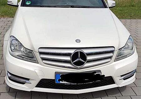Mercedes-Benz C 180 T BlueEFFICIENCY 7G-TRONIC Avantgarde