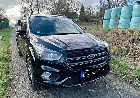 Ford Kuga 1.5 EcoBoost 2x4 ST-Line