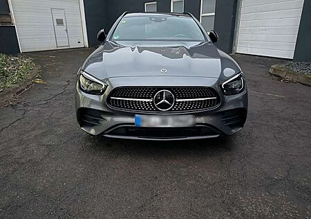 Mercedes-Benz E 300 T 9G-TRONIC Avantgarde
