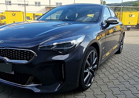 Kia Stinger 3.3 T-GDI AWD OPF GT