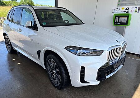 BMW X5 30 d xDrive MSport Individualleder Sitzlüftun