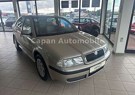 Skoda Octavia Lim. 1.Hand/Tüv.Neu/PDC/WenigKM