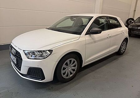 Audi A1 30 TFSI advanced PDC*Sitzheizung*Klimaaut.