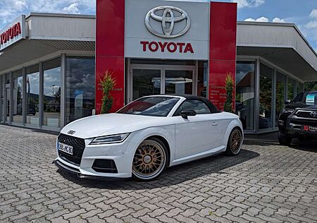 Audi TTS Roadster 2.0 TFSI quattro Automatik