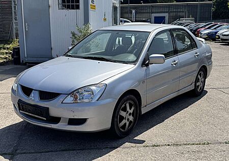 Mitsubishi Lancer Kombi 1.6 Comfort Klima