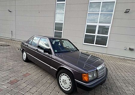 Mercedes-Benz 190 190E / W201 / 1.8 / 5 Gangschalter / TÜV 07.26