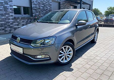 VW Polo Volkswagen V Lounge
