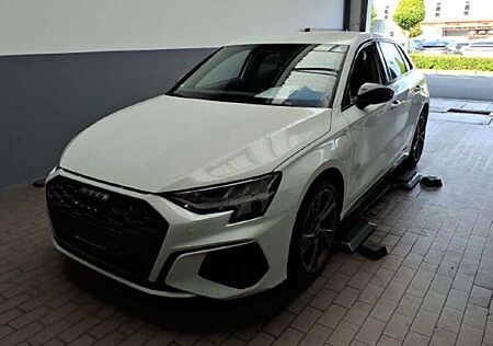 Audi A3 Sportback 45 TFSI e S line S tronic HUD Navi