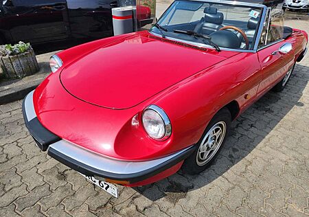 Alfa Romeo Spider 2.0