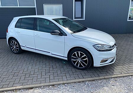 VW Golf Volkswagen IQ.DRIVE Start-Stopp. LED Xenon