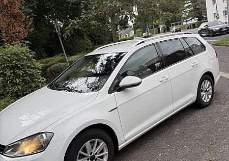 VW Golf Variant Volkswagen 1.6 TDI BlueMotion Technology DSG Comfortline