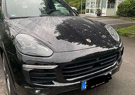 Porsche Cayenne S Platinum Edition