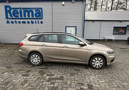 Fiat Tipo Easy, Klimaanlage, Navi