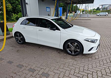 Mercedes-Benz A 220 d 4Matic 8G-DCT Progressive