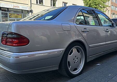 Mercedes-Benz E 320 Avantgarde