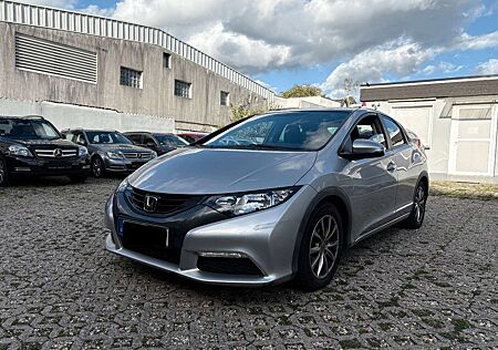 Honda Civic Lim. 5-trg. 1.4 Comfort KLIMAAUT. 1.HAND