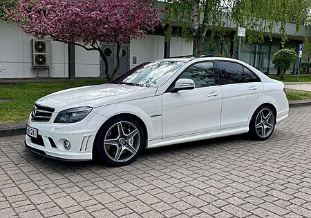 Mercedes-Benz C 63 AMG 7G-TRONIC