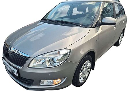 Skoda Fabia Combi Ambition Klima SHZ Tempomat PDC