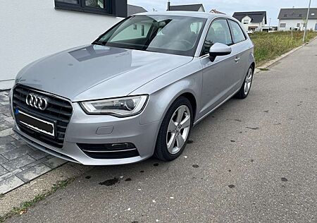 Audi A3 Ambition / Kamera / pre sense front / adapt light