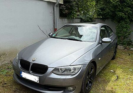 BMW 325d 325 Coupe Aut. Edition Exclusive