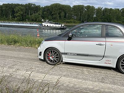 Abarth 500C 595 C Competizione